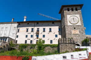 Colloredo di Monte Albano: il borgo friulano del castello di Ippolito Nievo